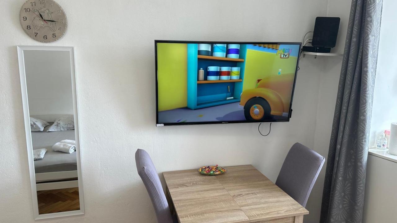 Split Apartments Trpimira Street Bagian luar foto