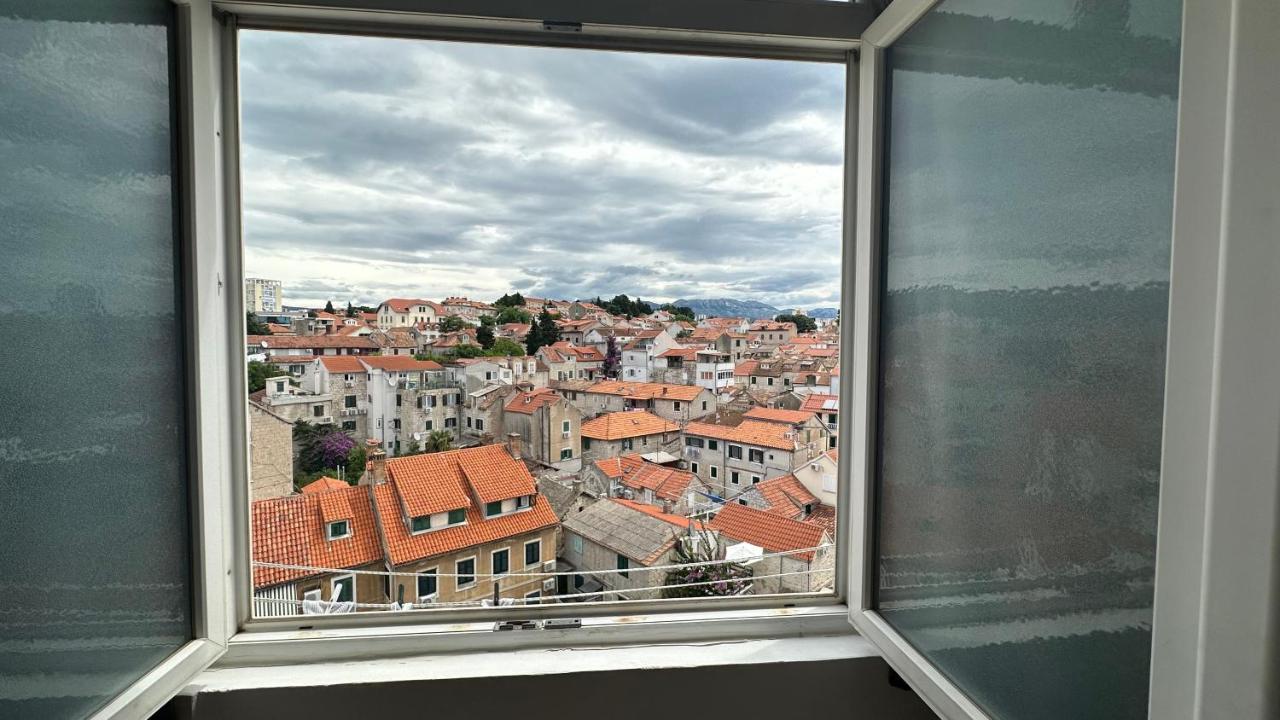 Split Apartments Trpimira Street Bagian luar foto